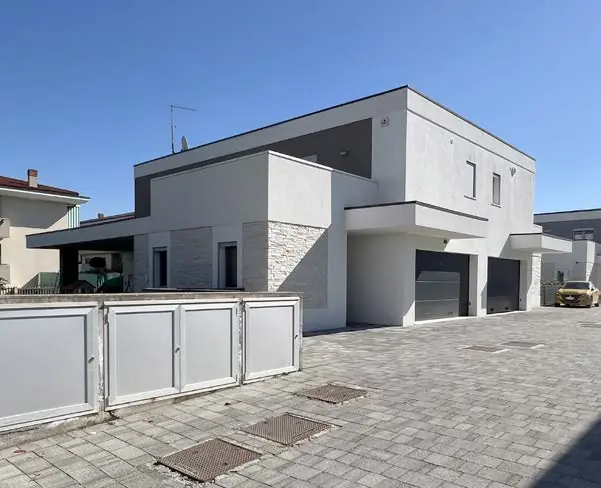 Cantiere realizzato in Via Pra' Spineo a Lerino di Torri di Quartesolo